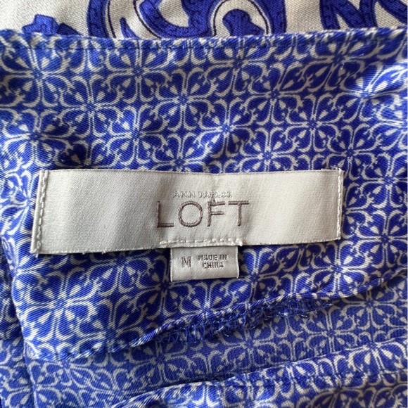 LOFT | NWOT SLEEVELESS PAISLEY TOP BLUE & GRAY EXPOSED BACK ZIPPER | MEDIUM - Picture 9 of 10